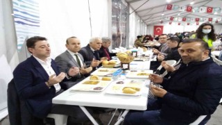 Bandırmada her gün 2 bin kişiye iftar yemeği veriliyor