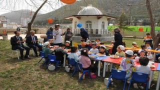 Başkan Akkaya tekne orucu tutan çocukların iftarına katıldı