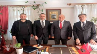 Başkan Alemdar ve Tever Serdivanlılarla buluştu