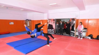Başkan Altay: “Gençlerle aramızda çok güzel bir muhabbet var”