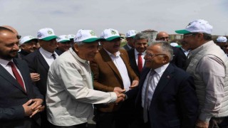 Başkan Büyükkılıç: Üretenin hizmetkarıyız
