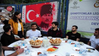 Başkan Çalkaya, iftarda üniversiteli gençleri dinledi