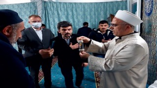 Başkan Ceyhunun, “Sakal-ı Şerif” ziyareti