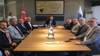 Başkan Ömer Günele büyük destek