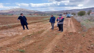 Başkan Özdem yol yapım çalışmalarını yerinde inceledi