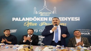 Başkan Sunardan gençlere iftar yemeği