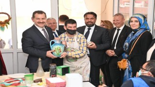 Başkan Yılmaz Erdekte vatandaşlarla buluştu