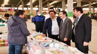 Başkanı Ataç pazar esnafıyla bir araya geldi