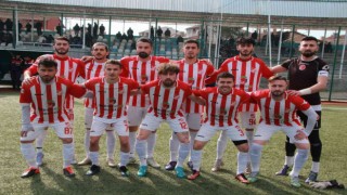 Bilecikspor ilk yarıda zorlandığı maçı ikinci yarıda bitirdi