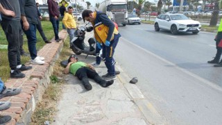 Bodrumdaki trafik kazasında motokurye yaralandı