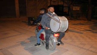 Bunlarda ‘motorize Ramazan davulcusu ekibi