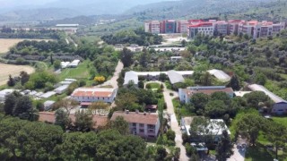 Burada öğrenciler hem öğreniyor, hem deneyim kazanıyor