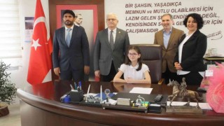 Burhaniyede makamlar çocukların oldu