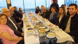 Burhaniyede mimarlar iftar yemeğinde bir araya geldi