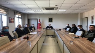 Burhaniyede orman yangınları ile mücadele toplantısı yapıldı