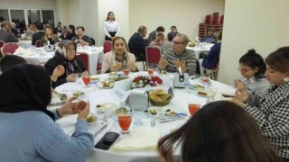 Burhaniyede şehit aileleri iftarda bir araya geldi