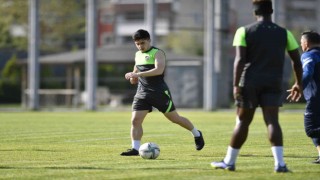 Bursasporda Manisa FK maçı hazırlıkları sürüyor