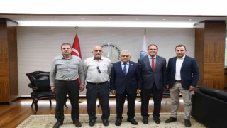 Büyükkılıça istişare ziyaretleri sürüyor