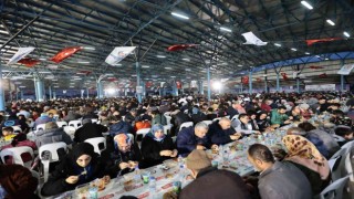 Büyükşehrin iftar bereketi bu kez Anafartalara taşındı