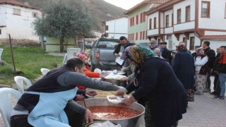 Camicedit Mahalle sakinleri ile iftar sofrasında bir araya geldiler