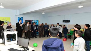 Çatakta bilgisayar laboratuvarı açıldı