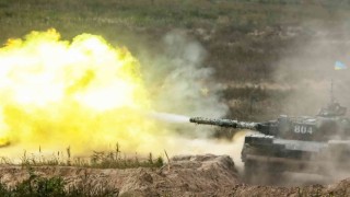 Çekya, Ukraynanın hasar gören tank ve zırhlı araçlarını onaracak