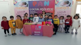 Ceyhanda 23 Nisan coşkusu