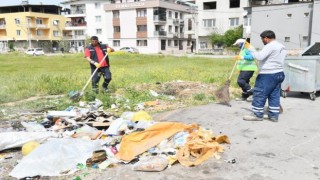 Çiğlide grevin ardından temizlik seferberliği