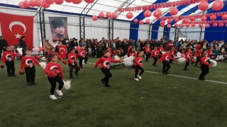 Çıldırda coşkulu 23 Nisan kutlaması