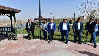 Çınar, Beylerderesi şehir parkındaki çalışmaları inceledi