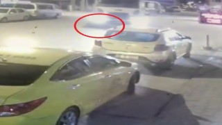 Çöp kamyonunun yaşlı kadını ezme anı güvenlik kamerasında