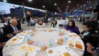 Demetevler sakinleri, iftar sofrasında buluştu