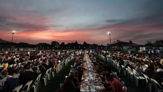 Denizlide iftar sofraları kurulmaya devam ediyor