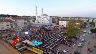 Derinceliler meydana sığmadı