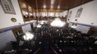 Diyanet İşleri Başkanı Erbaş, Hacı Bayram-ı Veli Camiinde teravih namazı kıldırdı