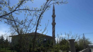 Diyarbakırda hırsızlar caminin ses sistemini çaldı