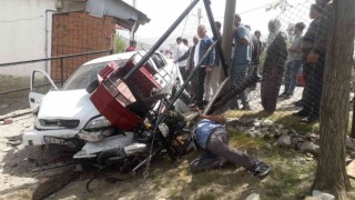 Diyarbakırda motosiklet ile otomobil çarpıştı: 1 yaralı