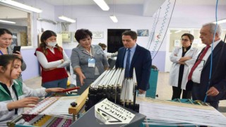 DOSTEK Koleji, Kazakistandan gelen ziyaretçilerini ağırladı