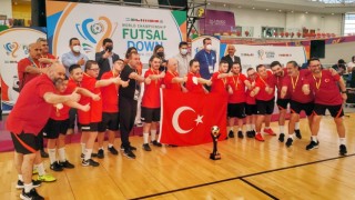 Down Sendromlular Futsal Dünya Şampiyonası: Türkiye Milli Takımı dünya üçüncüsü oldu