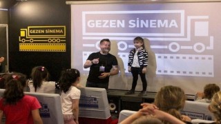 Dumlupınarlı çocuklar beyaz perdeyle tanıştı