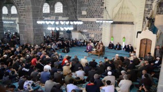 Dünyaca ünlü hafızlardan Diyarbakırlılara Kuran-ı Kerim ziyafeti