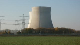 Dünyada nükleer santral yatırımları hız kazandı