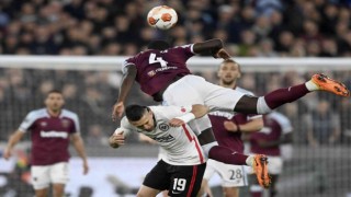 E. Frankfurt, deplasmanda West Ham Unitedı devirdi
