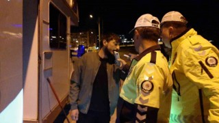 Edirnede alkolü karavan sürücüsü polise zor anlar yaşattı