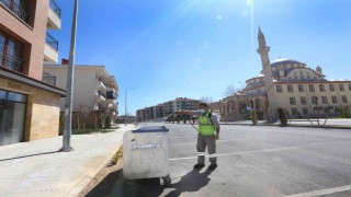 Elazığ Belediyesi larva ilaçlama çalışmalarını sürdürüyor