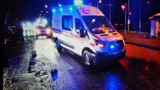 Elazığda ambulans ile otomobil çarpıştı: 5 yaralı