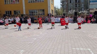 Ercişte 23 Nisan Ulusal Egemenlik ve Çocuk Bayramı coşkusu