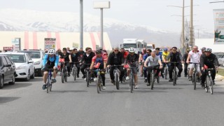 Erzincanda Haydi Hep Birlikte Pedallayalım etkinliği