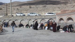 Erzincanlılar ekşisu ile iftar açıyor