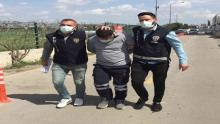 Eşini öldüren zanlı sağlık kontrolünden geçirildi